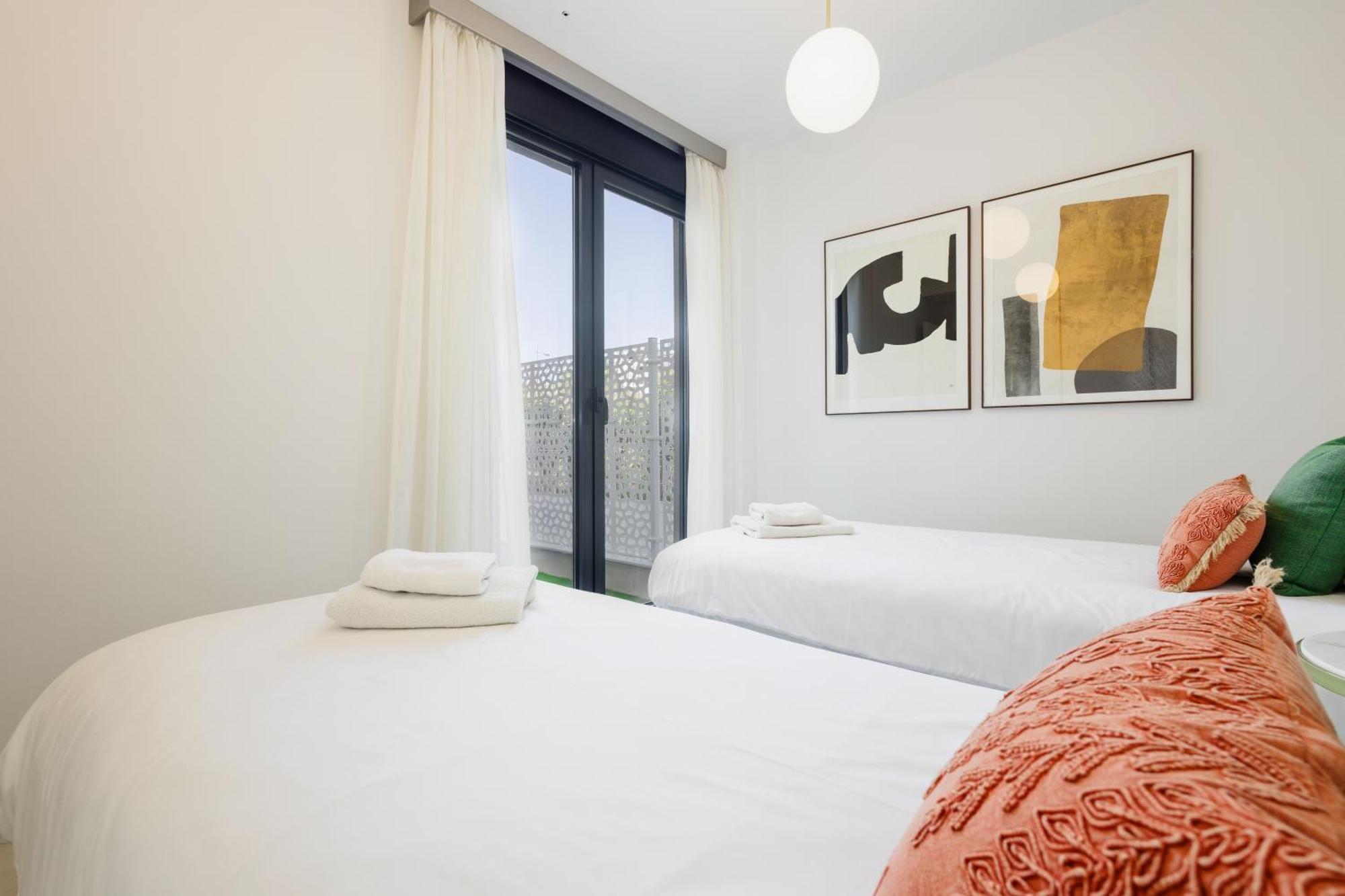 Luxurious 2 Bedroom Apartment Close To The Beach In Estepona Eksteriør billede
